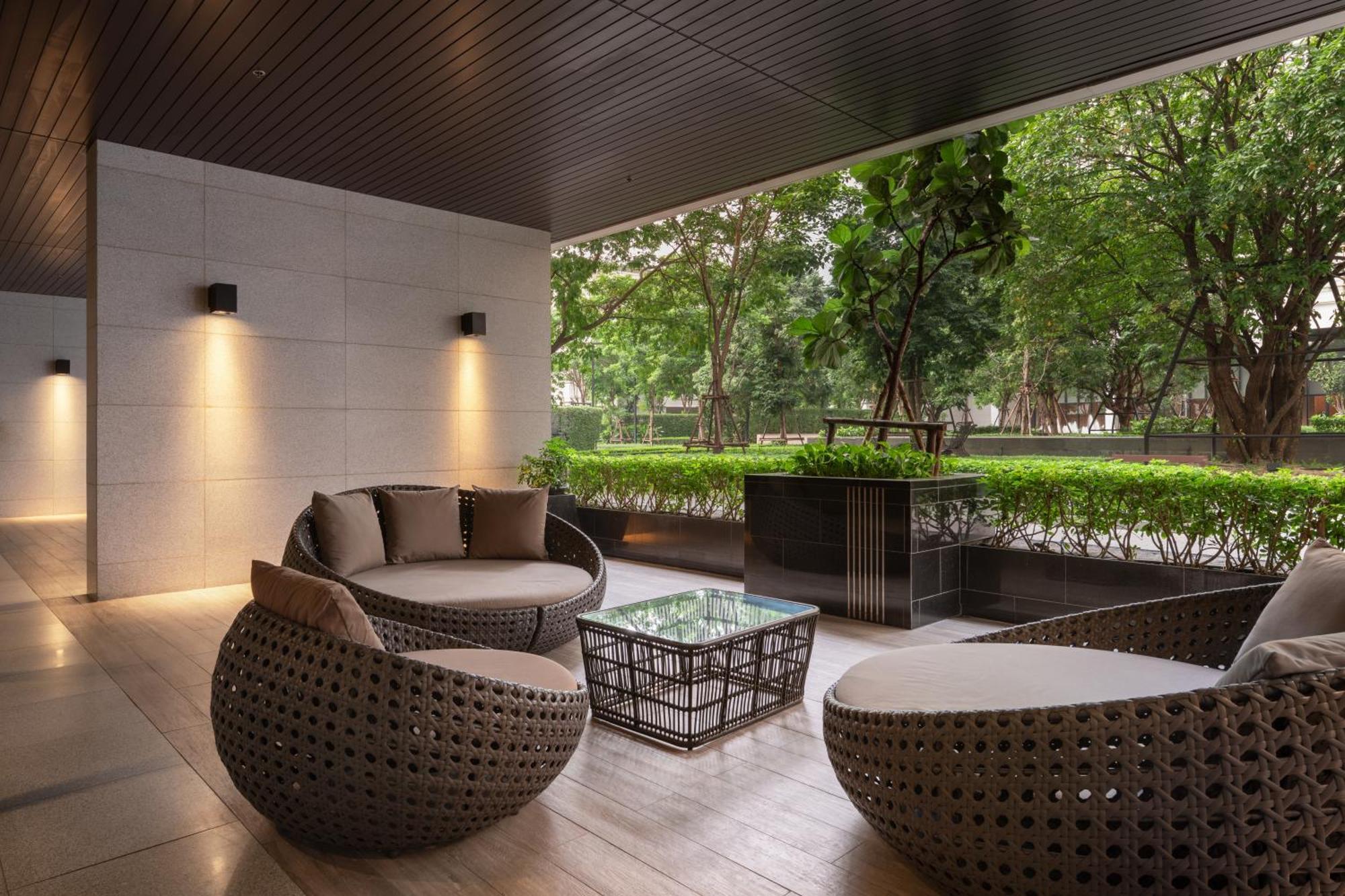 Hampton Residence Next To Emporium Bangkok Exterior foto